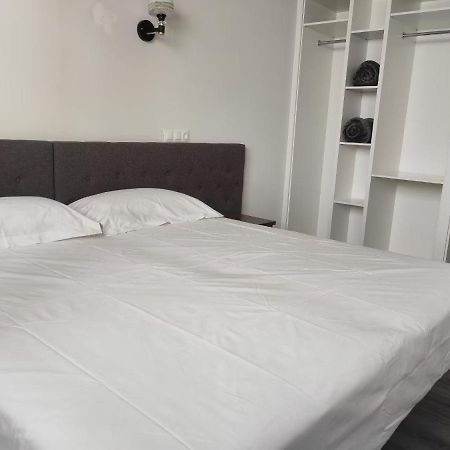 Hostal Golden 21*** Madrid Dış mekan fotoğraf